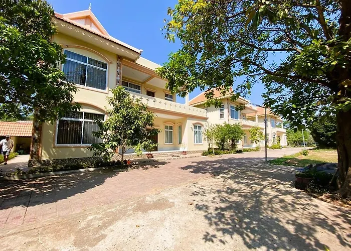 Hotel Ready Travel & Tours